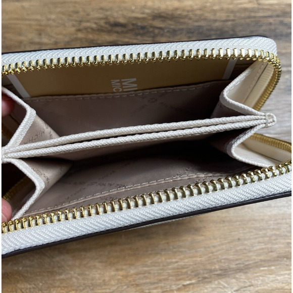 Michael Kors Jet Set Travel Medium Zip Around Card Case Mini Wallet Light Cream - Picture 3 of 5